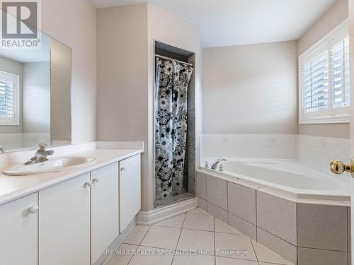 11 Stillman Drive, Brampton, ON - Indoor Photo Showing Bathroom