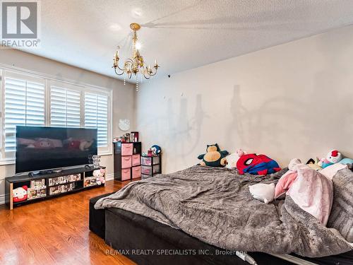 11 Stillman Drive, Brampton, ON - Indoor Photo Showing Bedroom