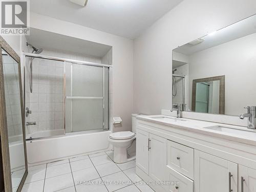 11 Stillman Drive, Brampton, ON - Indoor Photo Showing Bathroom