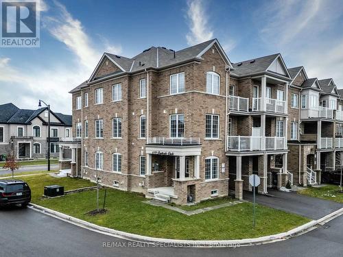 119 Fruitvale Circle, Brampton, ON - Outdoor With Facade