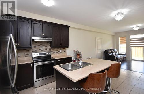 14 Pennycross Crescent, Brampton, ON - Indoor Photo Showing Kitchen With Double Sink