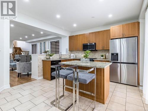 90 Begonia Crescent, Brampton, ON - Indoor Photo Showing Kitchen With Stainless Steel Kitchen