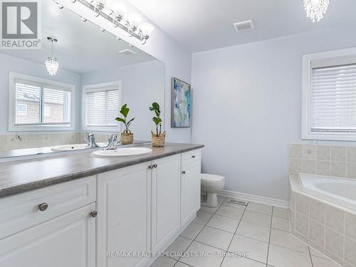 90 Begonia Crescent, Brampton, ON - Indoor Photo Showing Bathroom