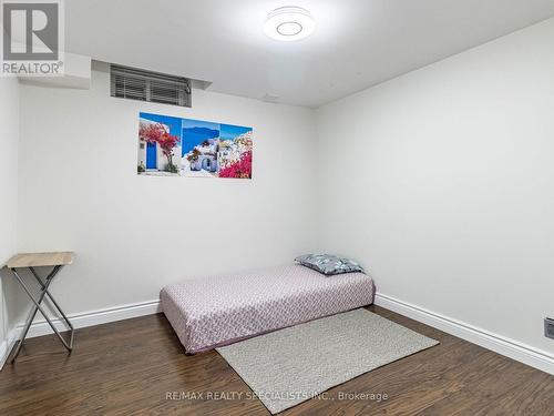 90 Begonia Crescent, Brampton, ON - Indoor Photo Showing Bedroom