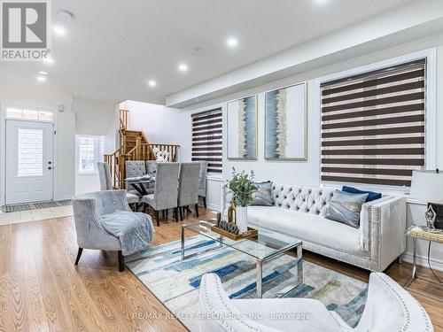 90 Begonia Crescent, Brampton, ON - Indoor Photo Showing Living Room