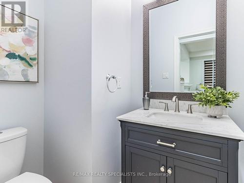 90 Begonia Crescent, Brampton, ON - Indoor Photo Showing Bathroom