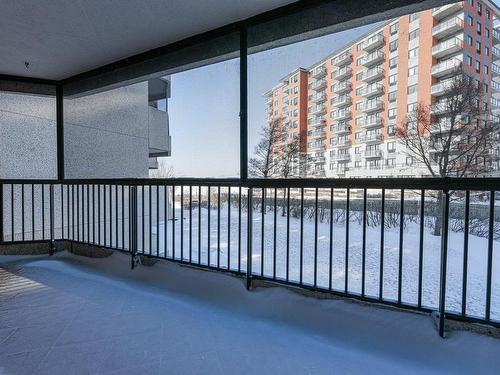 Balcon - 2B-8480 Rue St-Charles, Brossard, QC - Outdoor