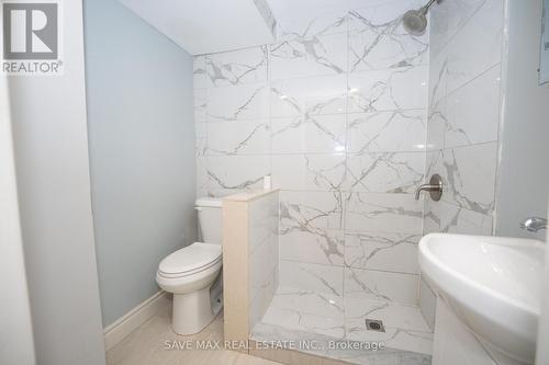 26 Gilmore Drive N, Brampton, ON - Indoor Photo Showing Bathroom