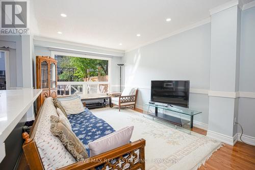 26 Gilmore Drive N, Brampton, ON - Indoor Photo Showing Living Room