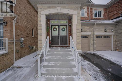 10 Banas Way, Brampton, ON - Outdoor