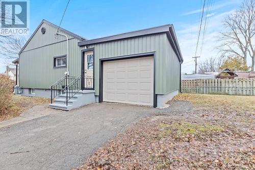 148 Dover Road, Welland (773 - Lincoln/Crowland), ON - Outdoor With Exterior