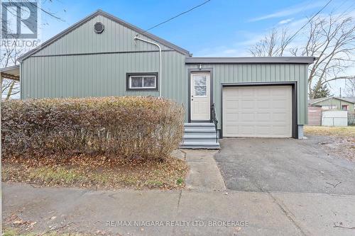 148 Dover Road, Welland (773 - Lincoln/Crowland), ON - Outdoor