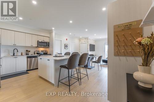 202 - 310 Broadway Avenue, Orangeville, ON - Indoor Photo Showing Kitchen With Stainless Steel Kitchen With Upgraded Kitchen