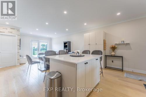 202 - 310 Broadway Avenue, Orangeville, ON - Indoor Photo Showing Kitchen