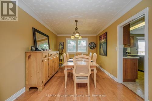 7102 Burbank Crescent, Niagara Falls (212 - Morrison), ON - Indoor Photo Showing Dining Room