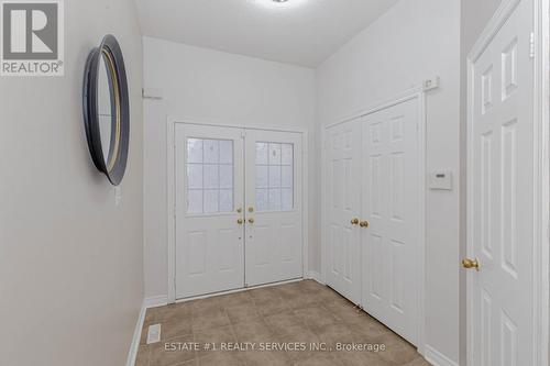 61 Oblate Crescent, Brampton, ON - Indoor Photo Showing Other Room