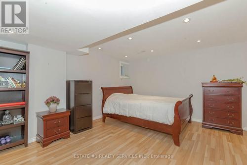 61 Oblate Crescent, Brampton, ON - Indoor Photo Showing Bedroom