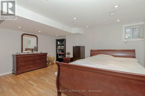 61 Oblate Crescent, Brampton, ON - Indoor Photo Showing Bedroom