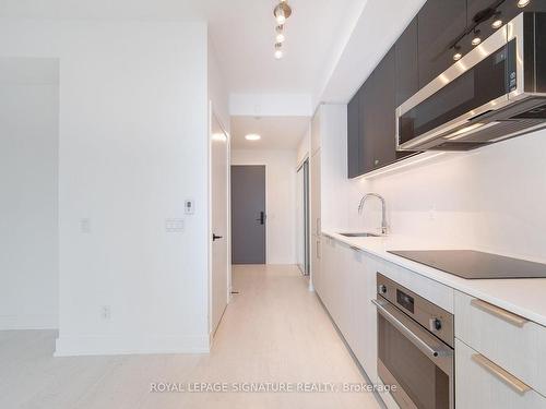 1304-308 Jarvis St, Toronto, ON - Indoor Photo Showing Kitchen