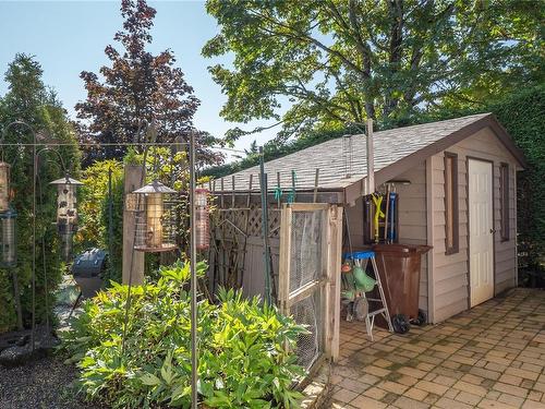 11074 Larkspur Lane, North Saanich, BC 