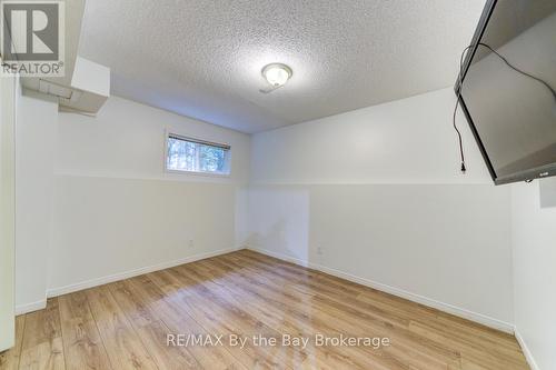 309 Balsam Street, Collingwood, ON - Indoor Photo Showing Other Room