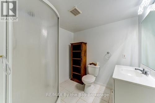 309 Balsam Street, Collingwood, ON - Indoor Photo Showing Bathroom