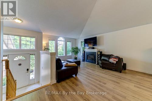 309 Balsam Street, Collingwood, ON - Indoor Photo Showing Other Room With Fireplace