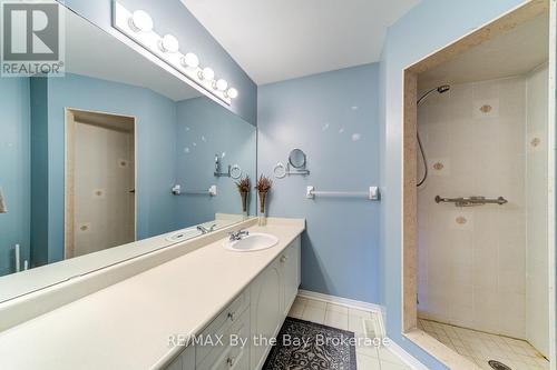 309 Balsam Street, Collingwood, ON - Indoor Photo Showing Bathroom