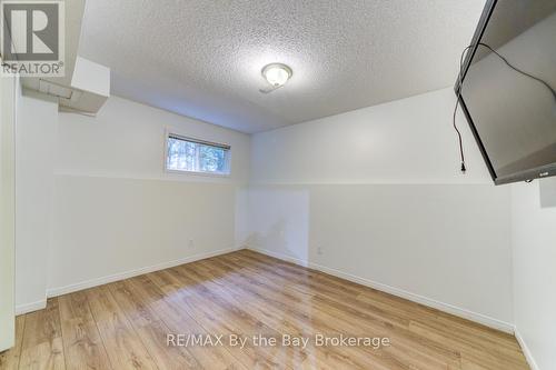 309 Balsam Street, Collingwood, ON - Indoor Photo Showing Other Room