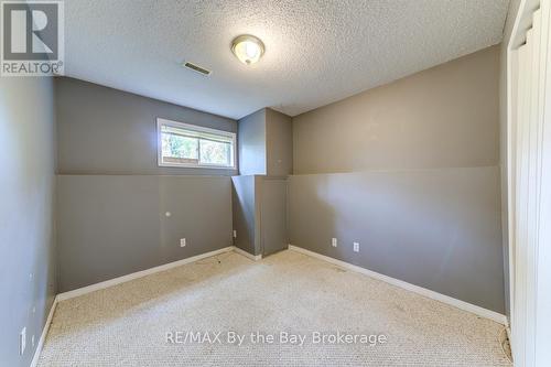 309 Balsam Street, Collingwood, ON - Indoor Photo Showing Other Room