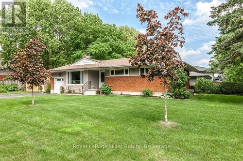 35 Dawson Street, Stratford, ON - Outdoor