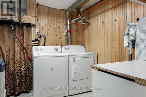 35 Dawson Street, Stratford, ON - Indoor Photo Showing Laundry Room