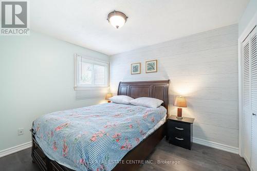 6 Foxacre Row, Brampton, ON - Indoor Photo Showing Bedroom