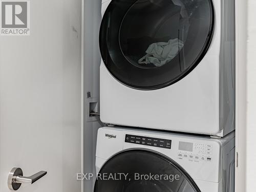 122 - 251 Manitoba Street, Toronto, ON - Indoor Photo Showing Laundry Room