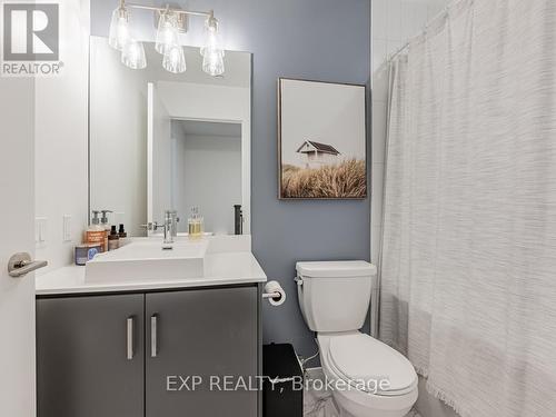 122 - 251 Manitoba Street, Toronto, ON - Indoor Photo Showing Bathroom