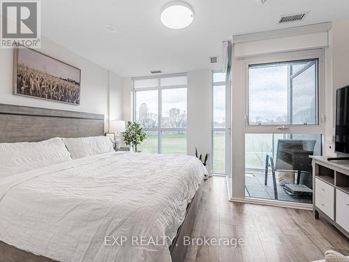 122 - 251 Manitoba Street, Toronto, ON - Indoor Photo Showing Bedroom