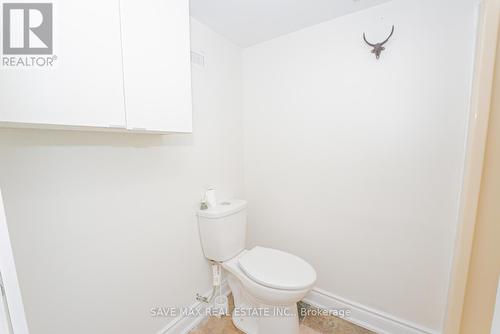 3907 Governors Road, Hamilton, ON - Indoor Photo Showing Bathroom