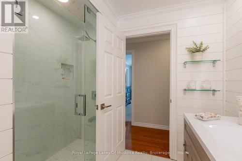 24 Birchwood Drive, Huntsville (Brunel), ON - Indoor Photo Showing Bathroom