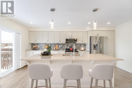 1033 Cameo Street, Pickering, ON - Indoor Photo Showing Kitchen With Stainless Steel Kitchen With Upgraded Kitchen