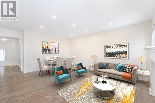 1033 Cameo Street, Pickering, ON - Indoor Photo Showing Living Room