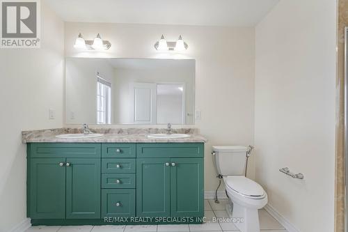 1033 Cameo Street, Pickering, ON - Indoor Photo Showing Bathroom