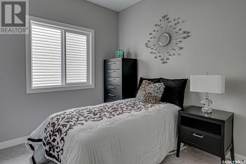 202 Kostiuk Crescent, Saskatoon, SK - Indoor Photo Showing Bedroom