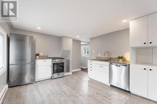 978 Admiral Avenue, Ottawa, ON - Indoor Photo Showing Kitchen