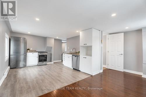 978 Admiral Avenue, Ottawa, ON - Indoor Photo Showing Kitchen