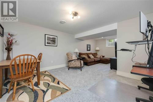 322 Sawgrass Place, Sarnia, ON - Indoor Photo Showing Gym Room