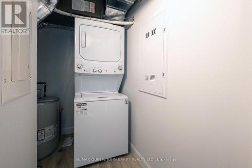 108-20 Hillside Meadow Drive, Quinte West, ON - Indoor Photo Showing Laundry Room