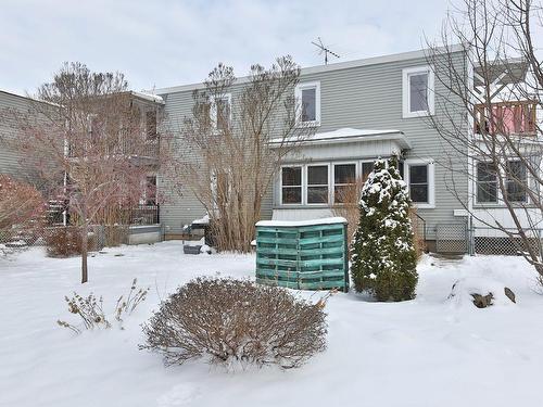 Frontage - 221 Rue St-Georges, Saint-Jean-Sur-Richelieu, QC - Outdoor