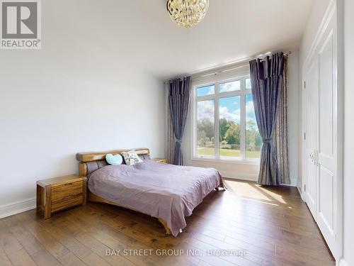 3141 Vivian Road, Whitchurch-Stouffville, ON - Indoor Photo Showing Bedroom