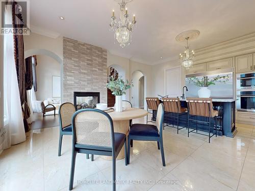 30 Heintzman Crescent, Vaughan, ON - Indoor Photo Showing Dining Room