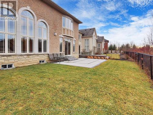 30 Heintzman Crescent, Vaughan, ON - Outdoor